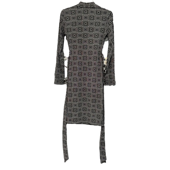 ๐ค Vintage Mod Wrap Dress | Black White Geometric Print | Size XS - Picture 2 of 6